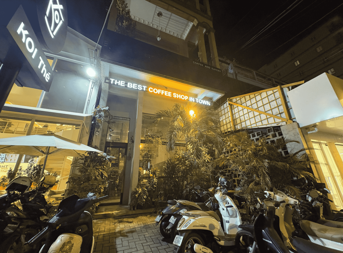 トゥールトンポンエリアにあるカフェ