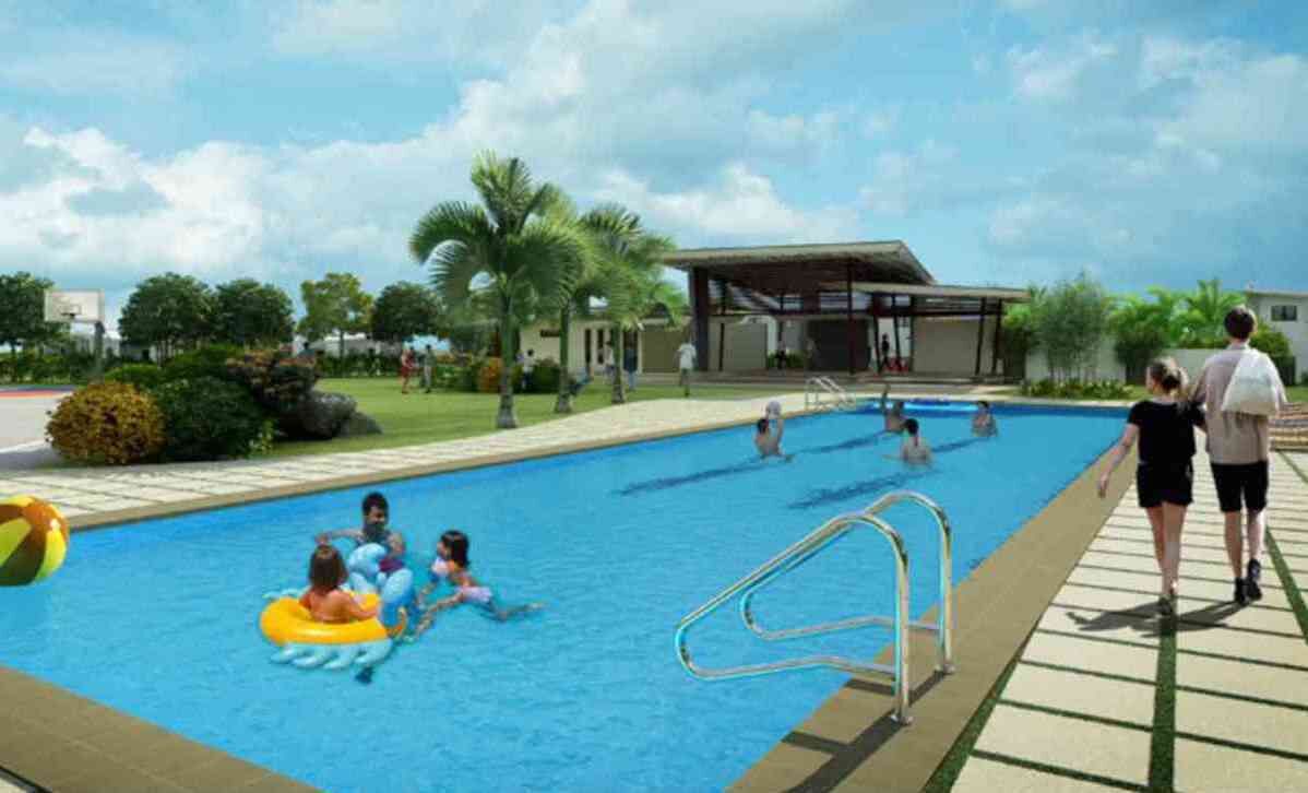 Amaia Scapes Urdanetaのスイミングプール